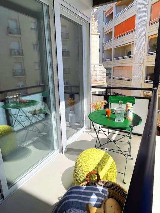 Stylish Modern Unbeatable Location