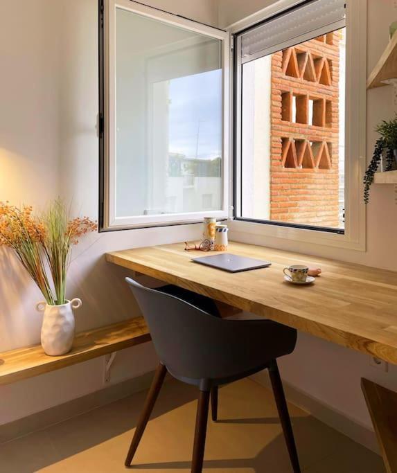 Stylish Modern Unbeatable Location