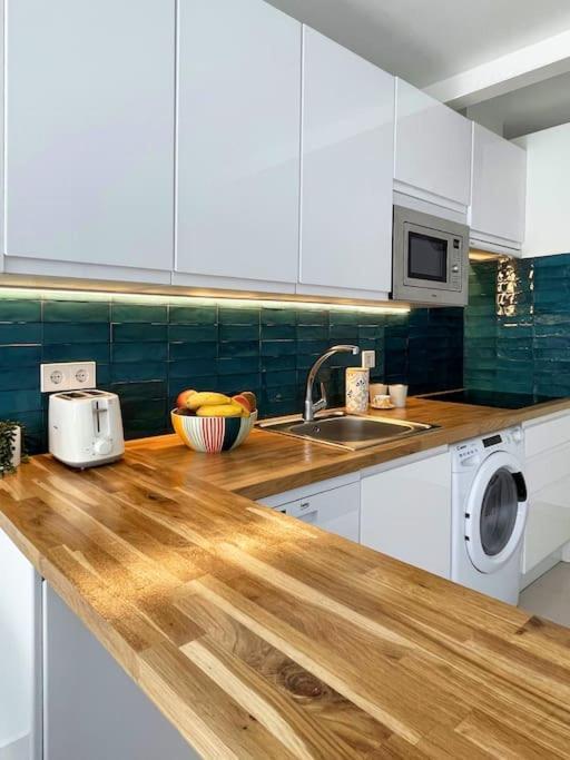 Stylish Modern Unbeatable Location